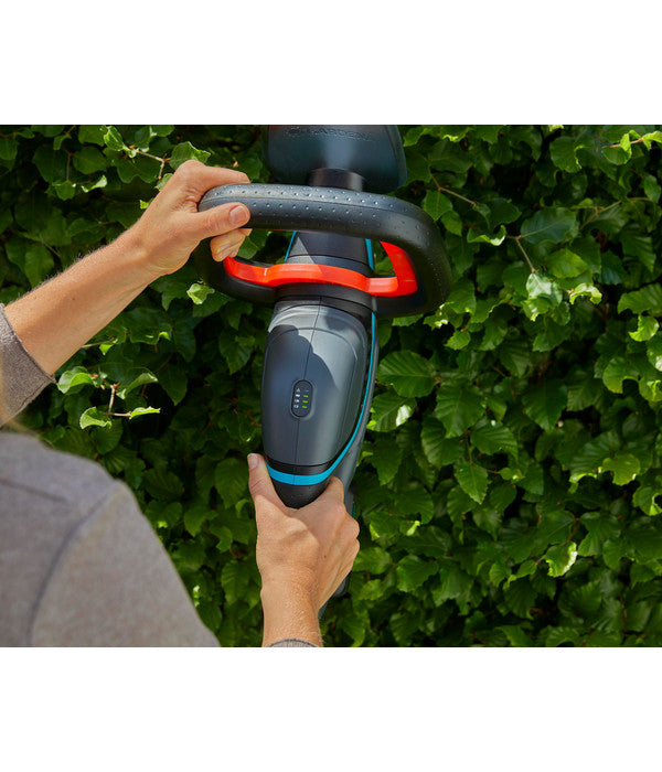  GARDENA Akku-Heckenschere ComfortCut 60/18V P4A Set